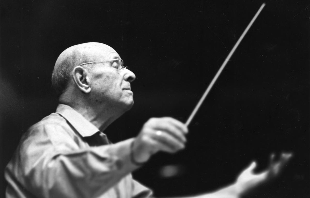 Pau Casals, dirigiendo un concierto en Puerto Rico en 1968