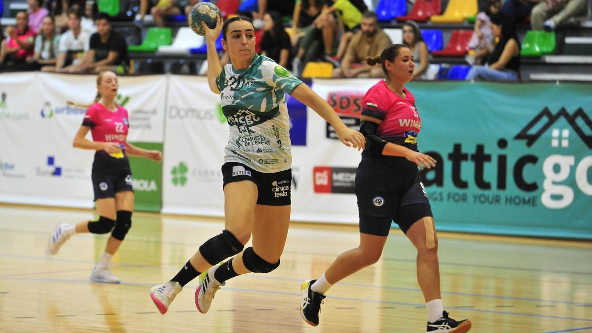 El Atticgo Balonmano Elche barrió a su rival en su primer partido de la EHF Eropean Cup