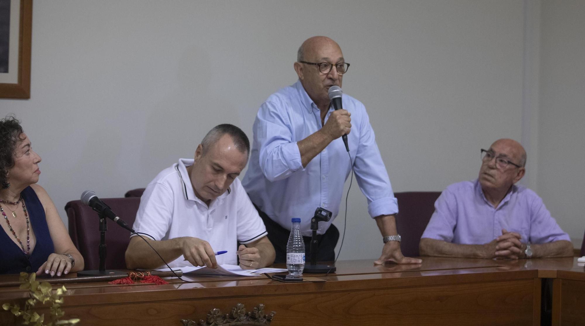 Todas las fotos de la toma de posesión de la nueva alcaldesa de Novetlé