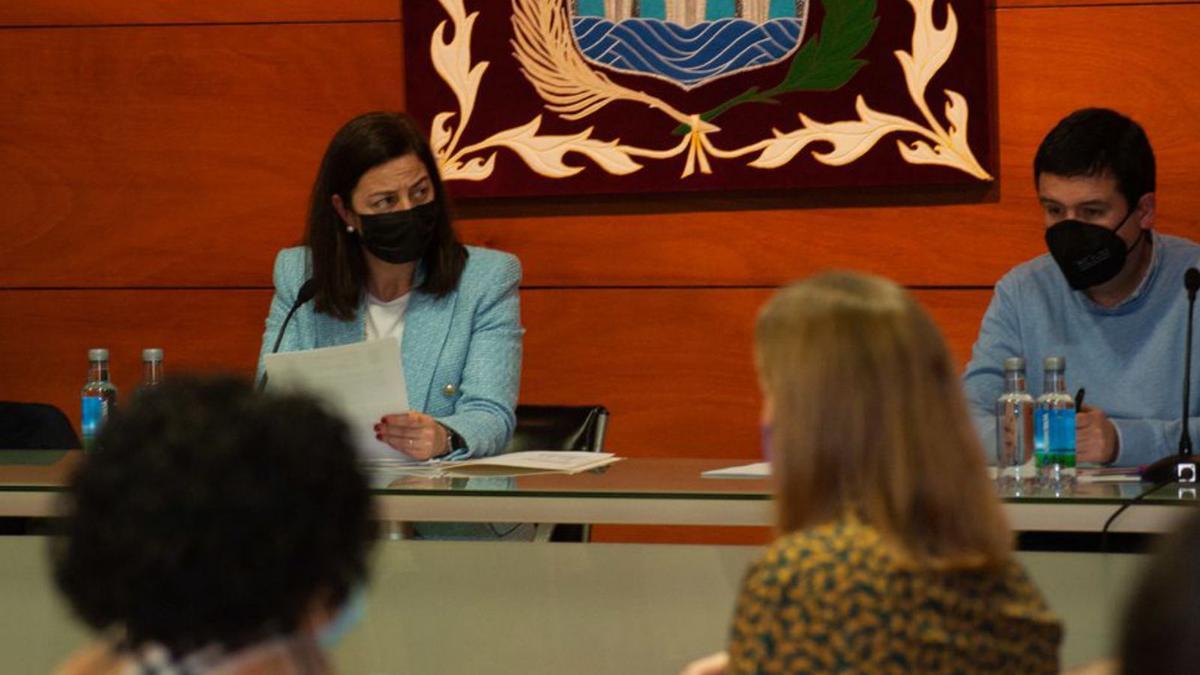 La alcaldesa durante un pleno de Betanzos. |   // CASTELEIRO / ROLLER AGENCIA