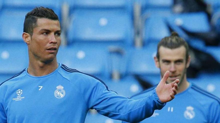 Ronaldo y Bale podrán estar mañana ante el Villarreal.