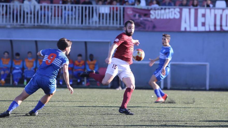 El central Carabán, en un partido de esta temporada. |  Bernabé