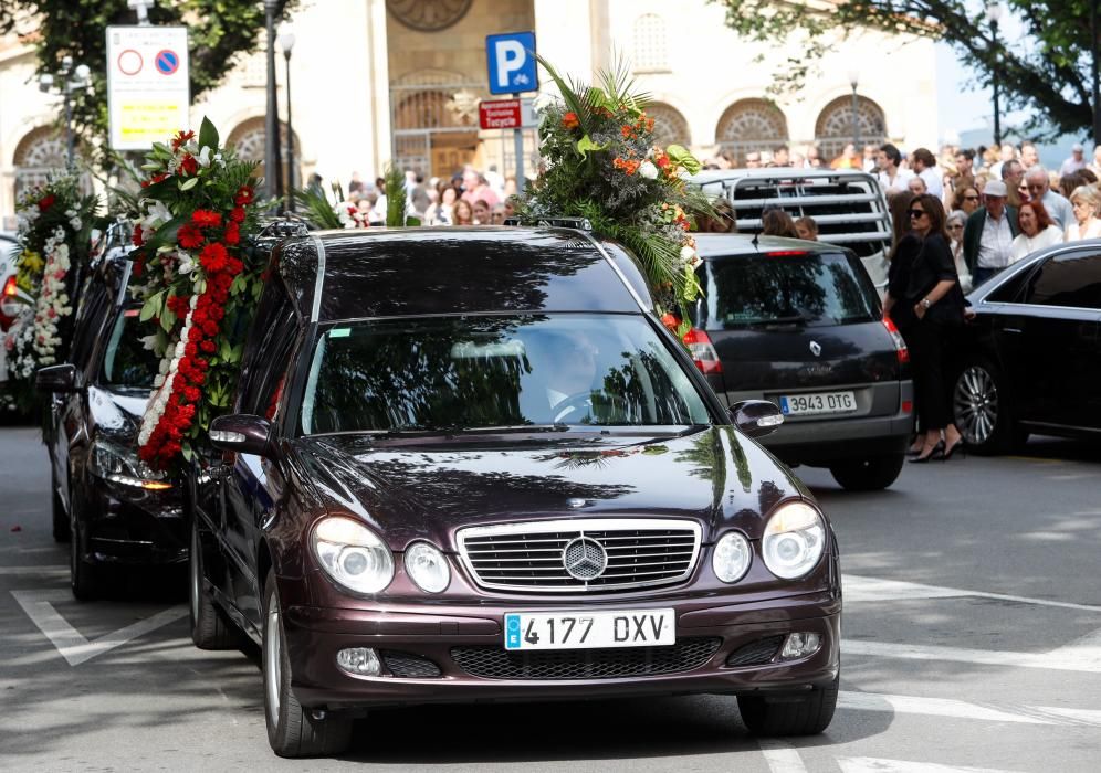 Funeral de Arturo Fernández: Emoción para despedir al chatín de la Puerta de la Villa