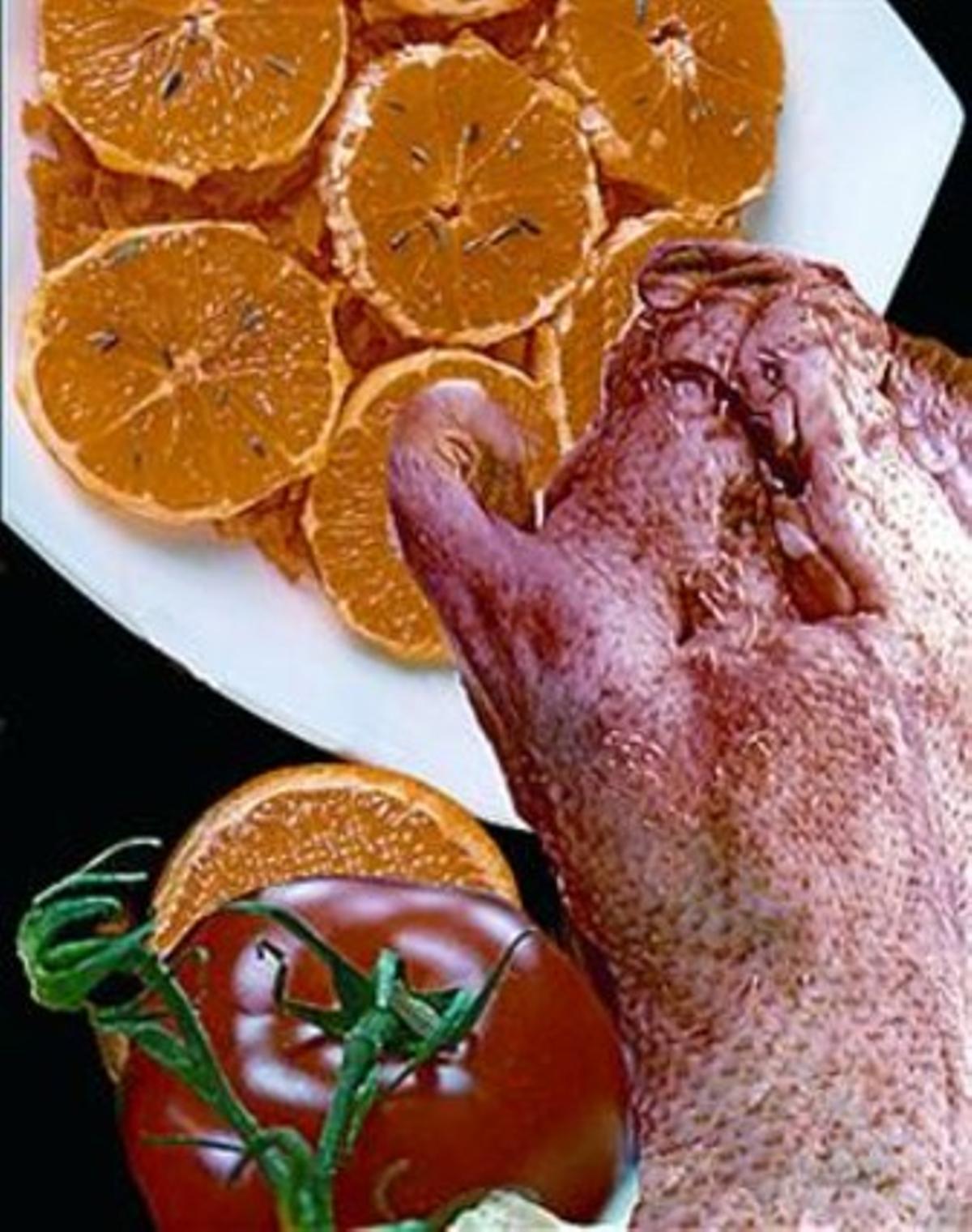L’ànec és l’ingredient principal d’aquest plat. L’ànec és l’ingredient principal d’aquest plat.