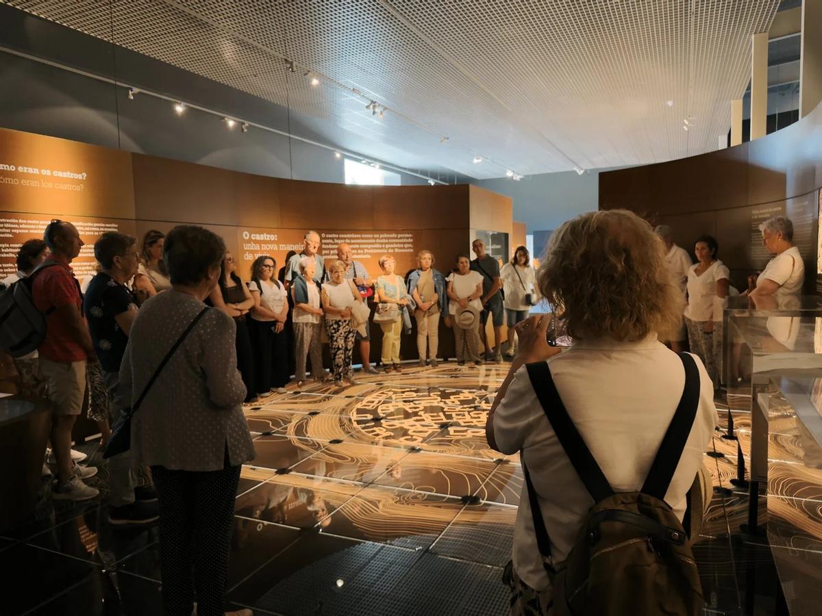 Excursión al museo del Castro de San Cibrao de Lás.