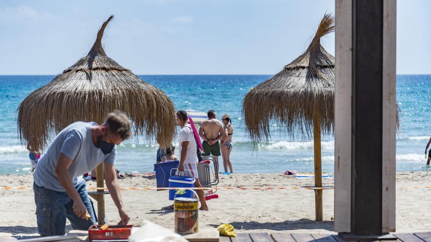 Los chiringuitos del Mar Menor exigen la reducción de sus cuotas