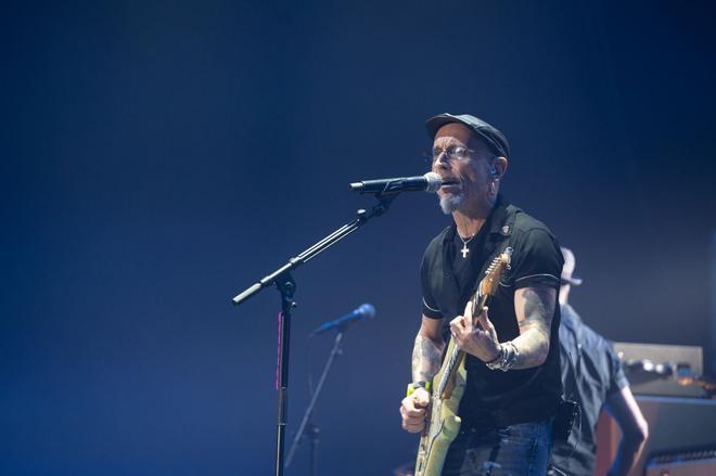 EN IMÁGENES | Concierto de Fito & Fitipaldis en Zaragoza