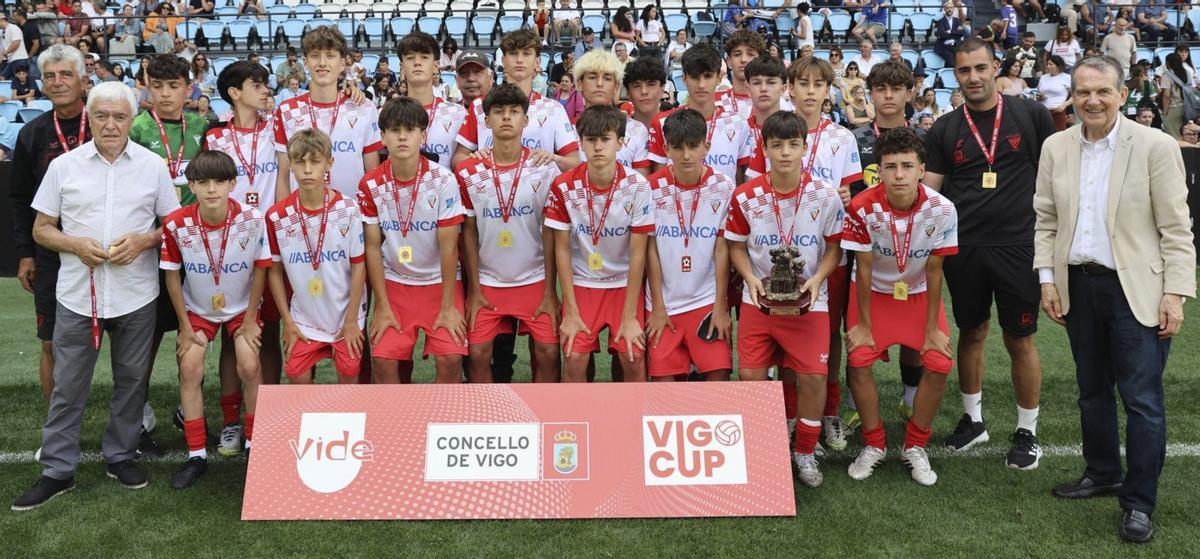 El Teis A se proclamó campeón en el torneo femenino.