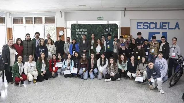 Mirar al pasado para construir el futuro: así imaginan los jóvenes Cangas del Narcea