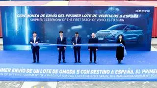 Chery envía su primer barco con 700 coches a Barcelona