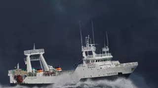 El mar de Terranova tiñe de luto Galicia: la crónica completa del naufragio del "Villa de Pintaxo"