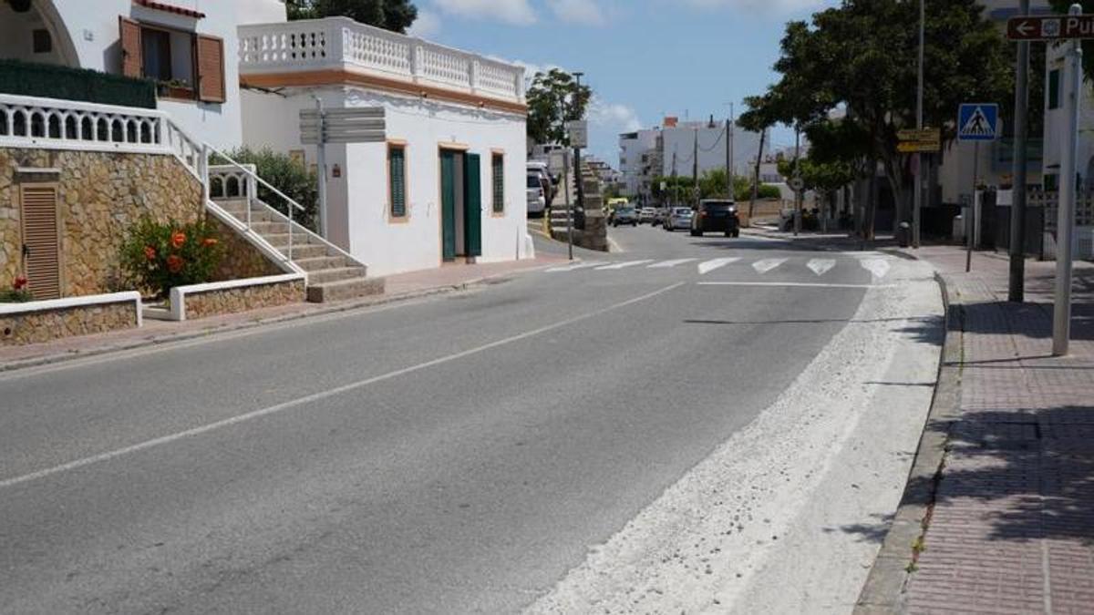 Tramo de la calle en la que se realizaran las obras de reasfaltado