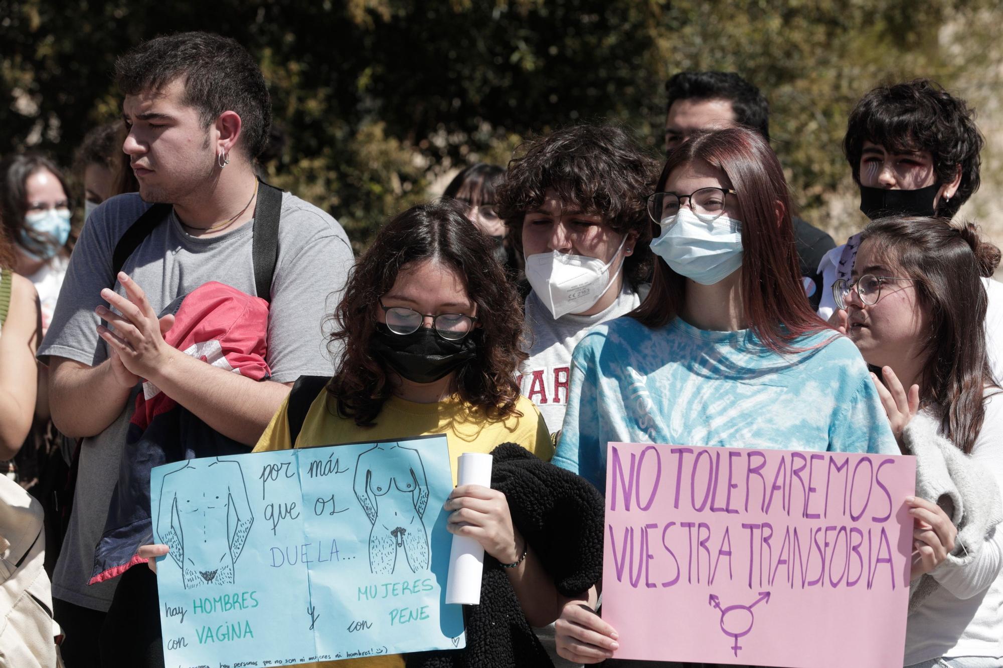 La UIB suspende por las protestas una conferencia sobre transexualidad