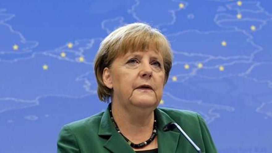 Merkel: &quot;No habrá recapitalización directa&quot; para la banca española