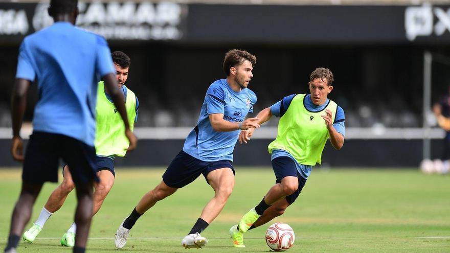 El FC Cartagena mide a un Rayo que compite hasta el final