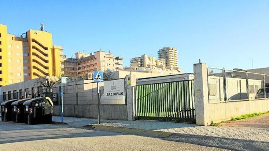 Exterior del CEIP Jaime Sanz de Peñíscola.