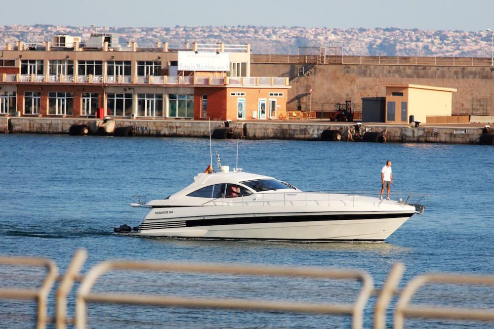 El Rey Felipe VI sale a navegar con sus sobrinos