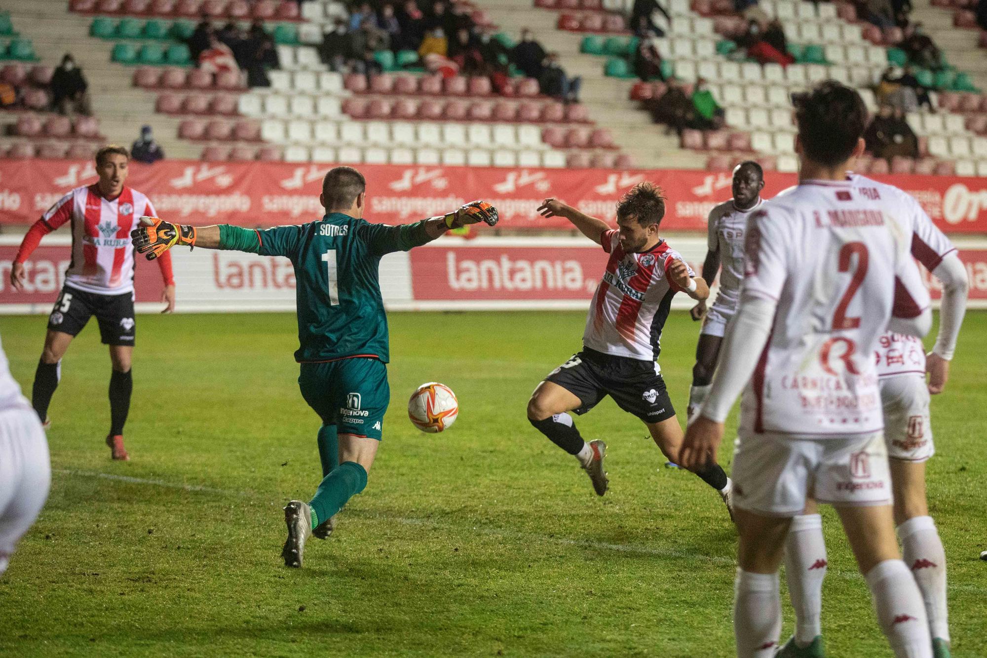 GALERÍA | Las mejores imágenes del partido entre el Zamora CF y la Cultural y Deportiva Leonesa