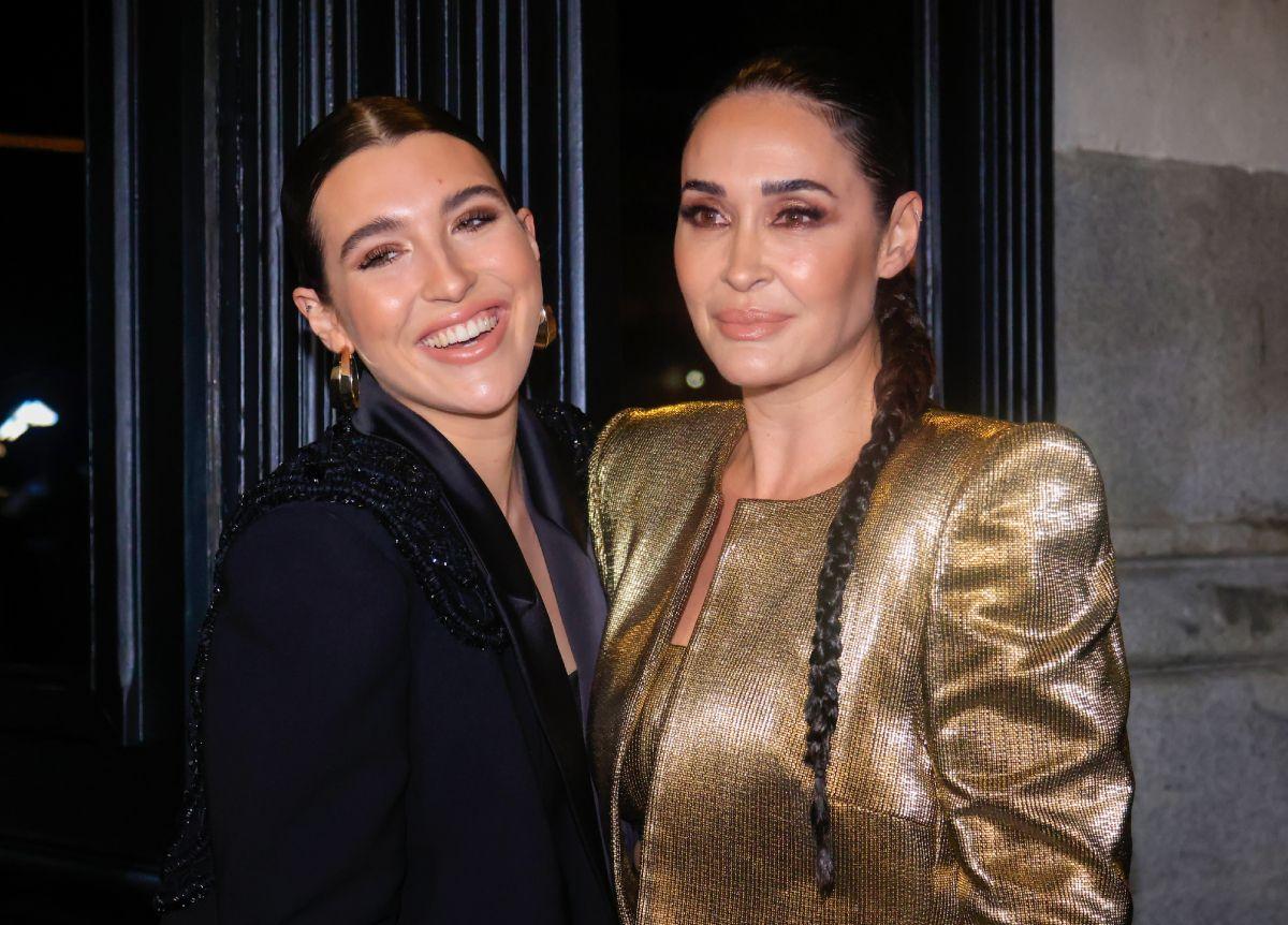 Vicky Martín Berrocal en su cumpleaños con su hija, Alba Díaz