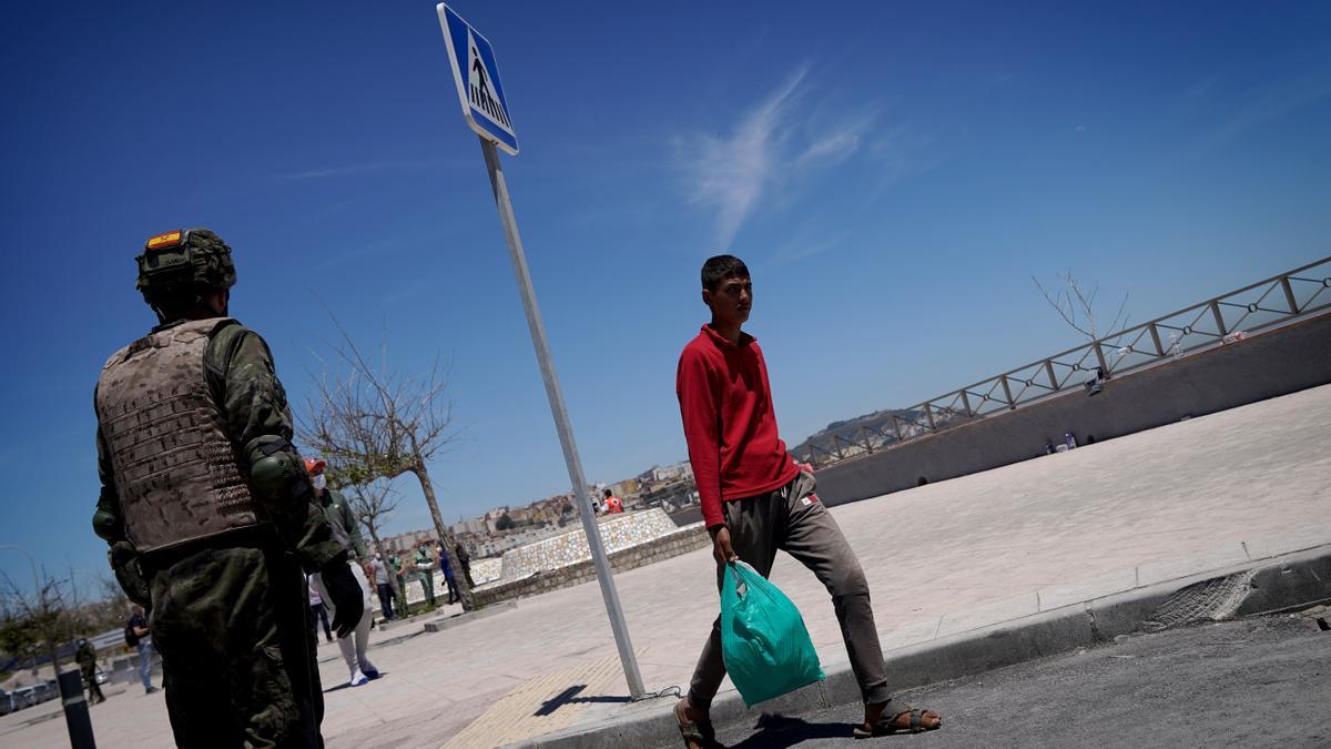 El cierre de la frontera a las entradas masivas alivia la presión en Ceuta