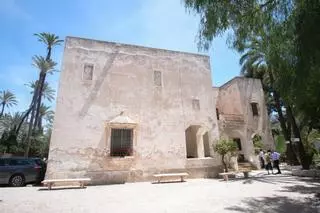 La Casa de la Mezquita, sede de Cruz Roja Elche, proyecta su restauración y musealización