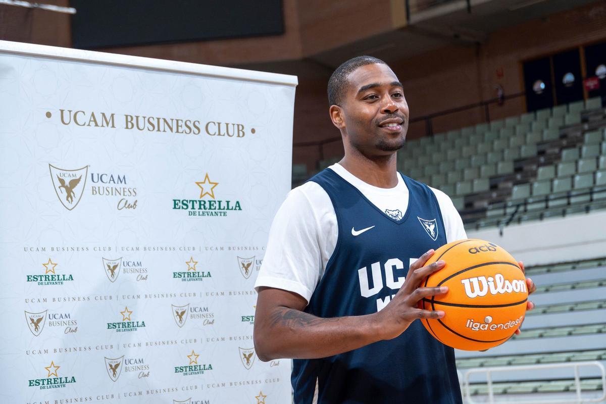 Kelan Martin, nuevo jugador del UCAM Murcia, en el Palacio.
