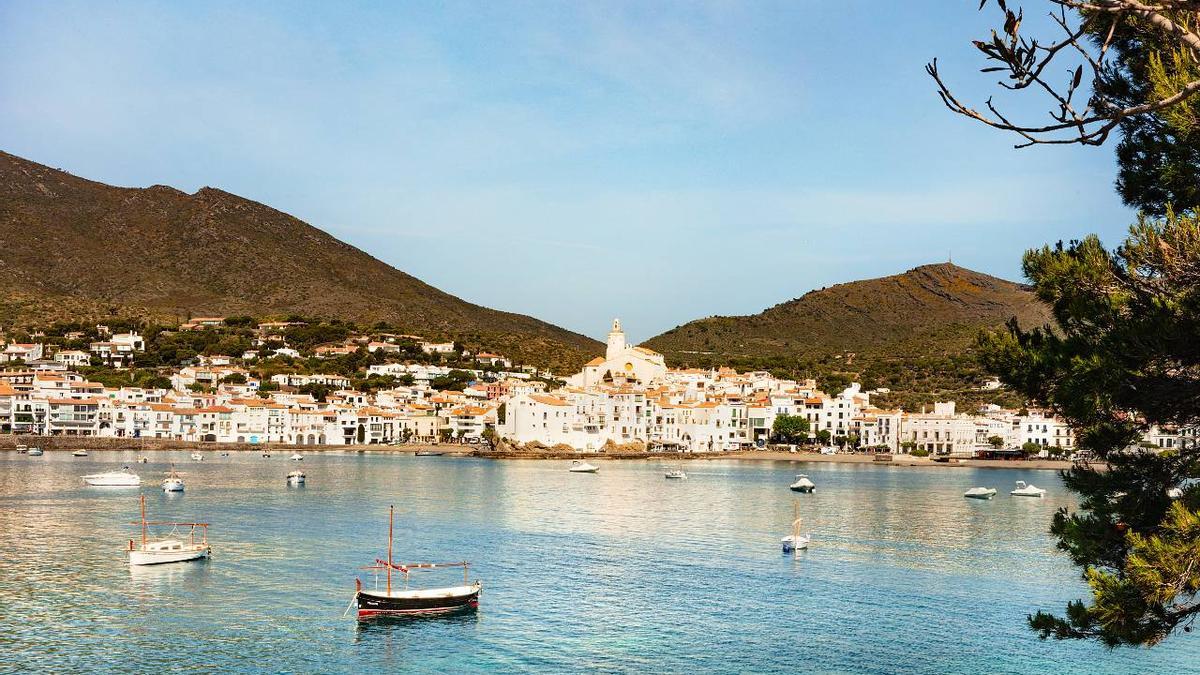 La Costa Brava cuenta con un paisaje singular que mantiene la esencia de su pasado pesquero