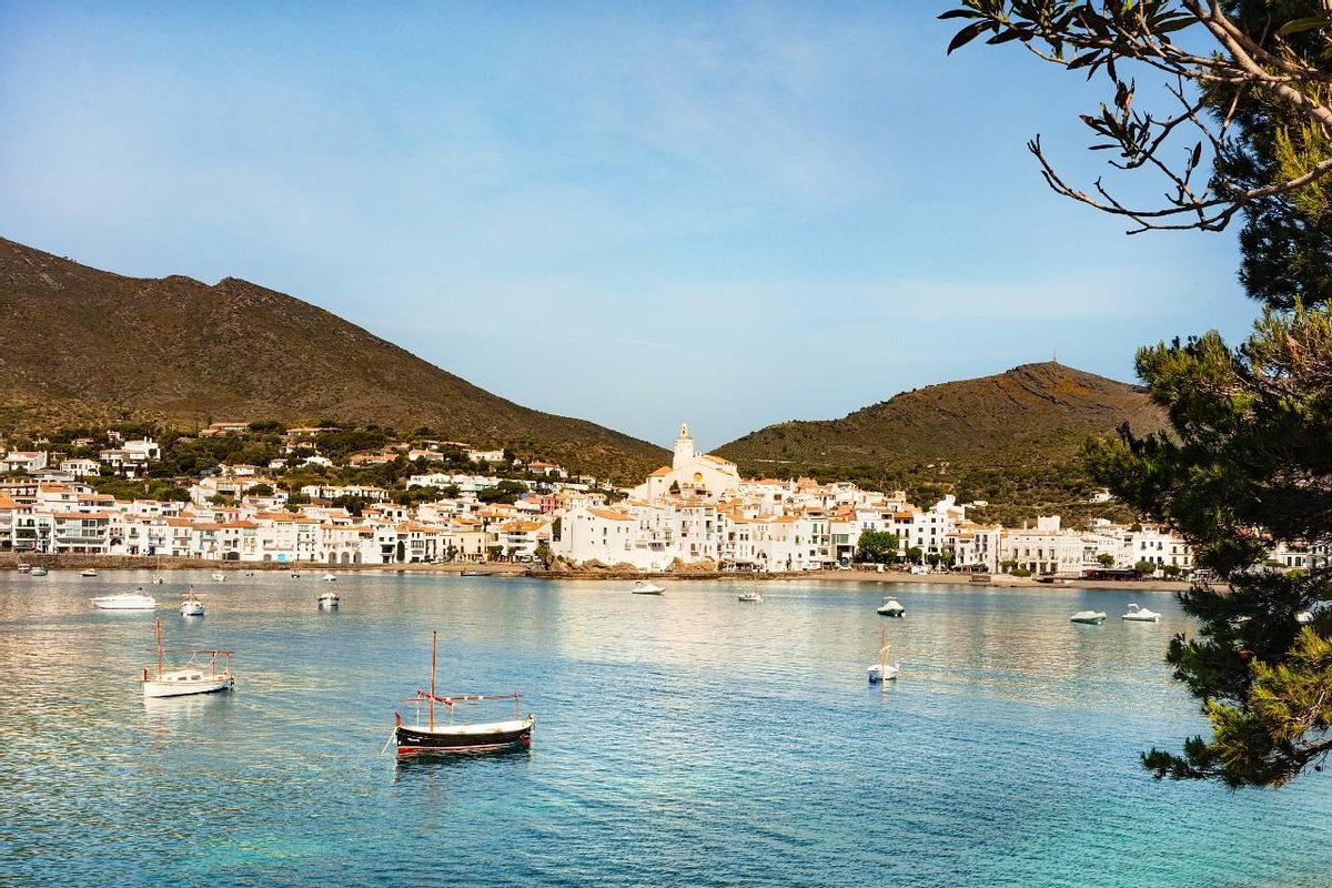 La Costa Brava compta amb un paisatge singular que manté l’essència del seu passat pesquer La Costa Brava compta amb un paisatge singular que manté l’essència del seu passat pesquer