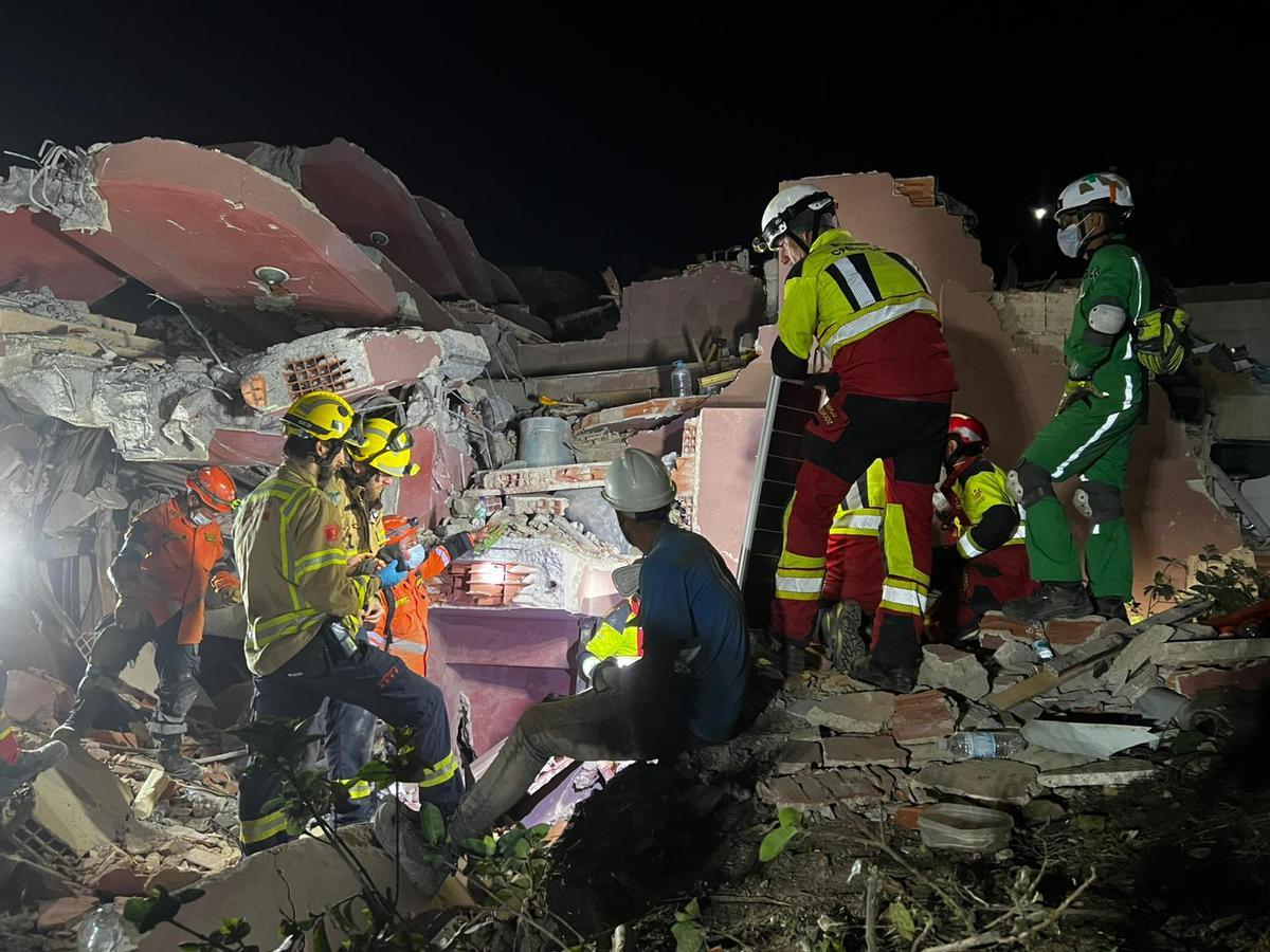 Fotogalería | Los bomberos de la Diputación de Badajoz prestan ayuda en Venezuela Fotogalería | Los bomberos de la Diputación de Badajoz prestan ayuda en Venezuela