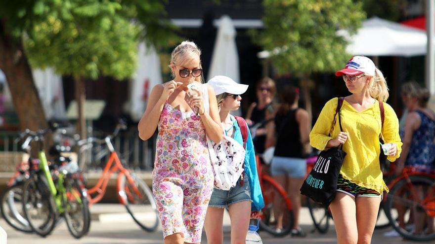 Las temperaturas se elevaron a los 33,1 grados esta tarde.