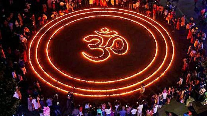 La tradició hindú celebra el Diwali, la gran festa de les llums