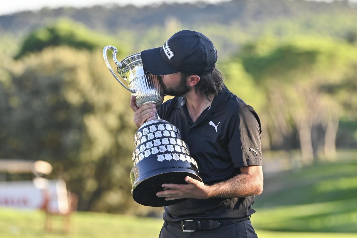 El golfista marbellí Ángel Hidalgo, campeón del Open de España de golf