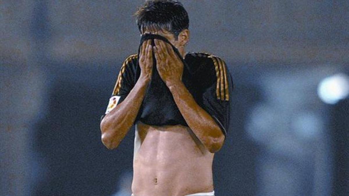 Ronaldo se desespera tras fallar una ocasión, Kaká se lamenta y Marcelo protesta en Santander, el miércoles