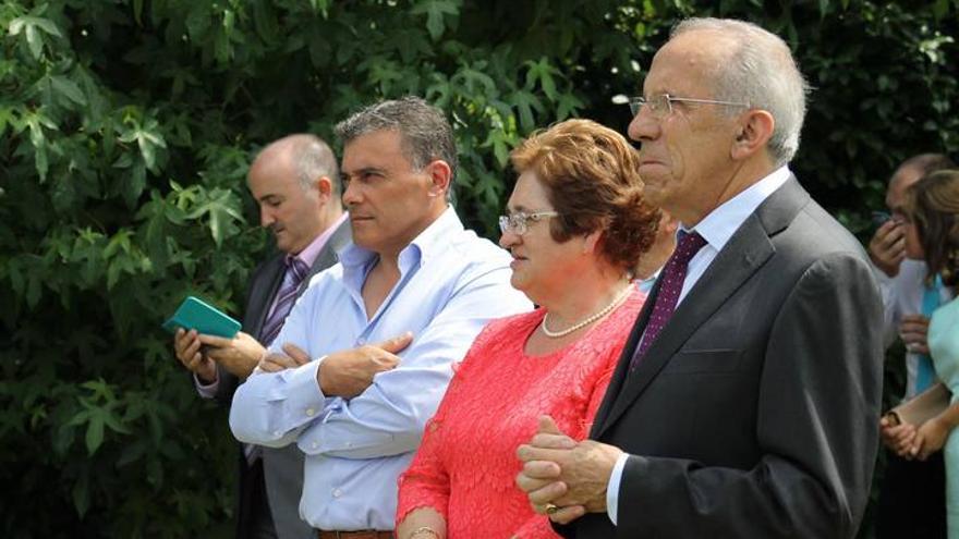 Boda de los diputados socialistas Elsa Pérez y Marcelino Marcos