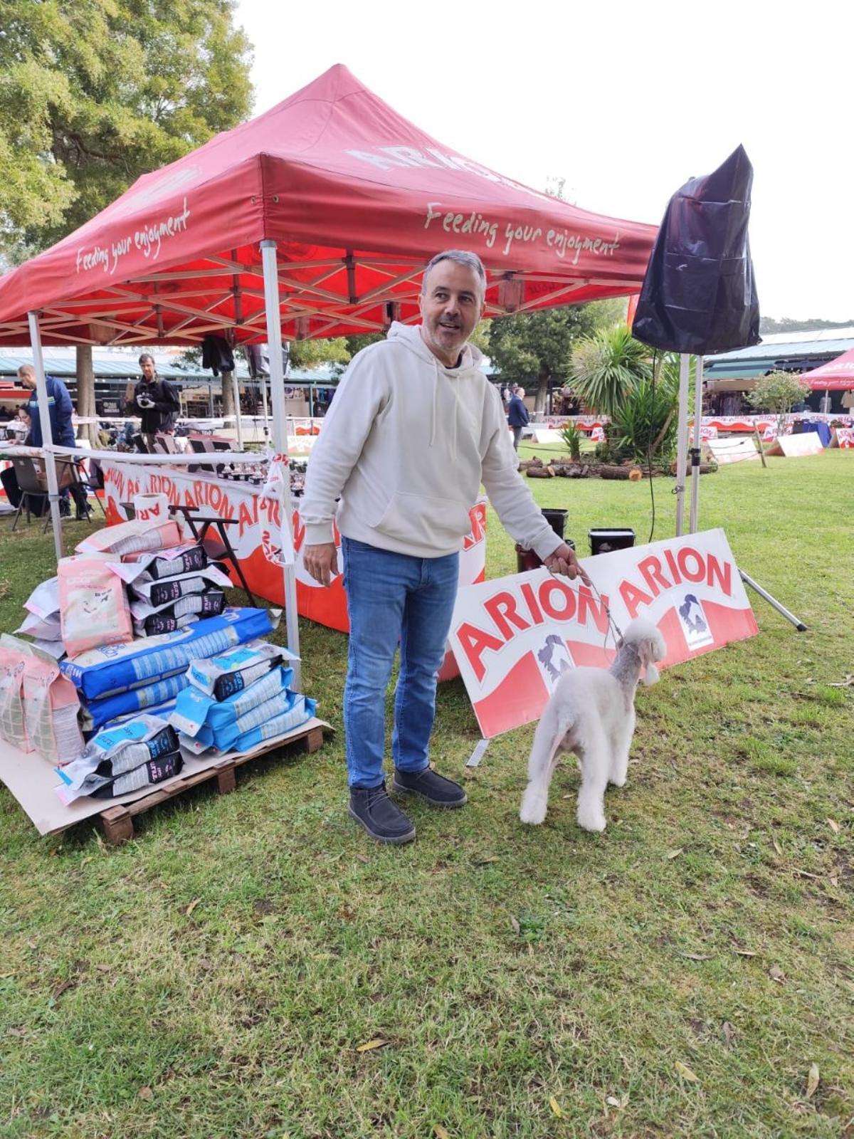 Asistentes al Campeonato Nacional Canino de la isla de A Toxa.