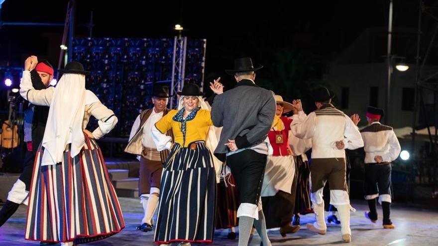 La música popular canaria volvió a impregnar el Charco de San Ginés