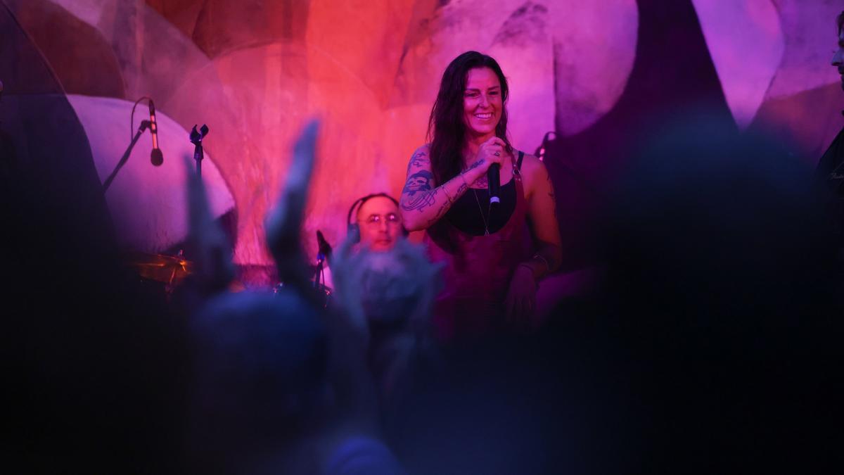 Un concierto de La Mari de Chambao en Las Dalias.