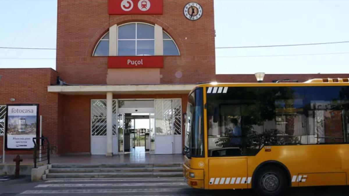 Un autobús conectará Rafelbunyol con la estación de Puçol.