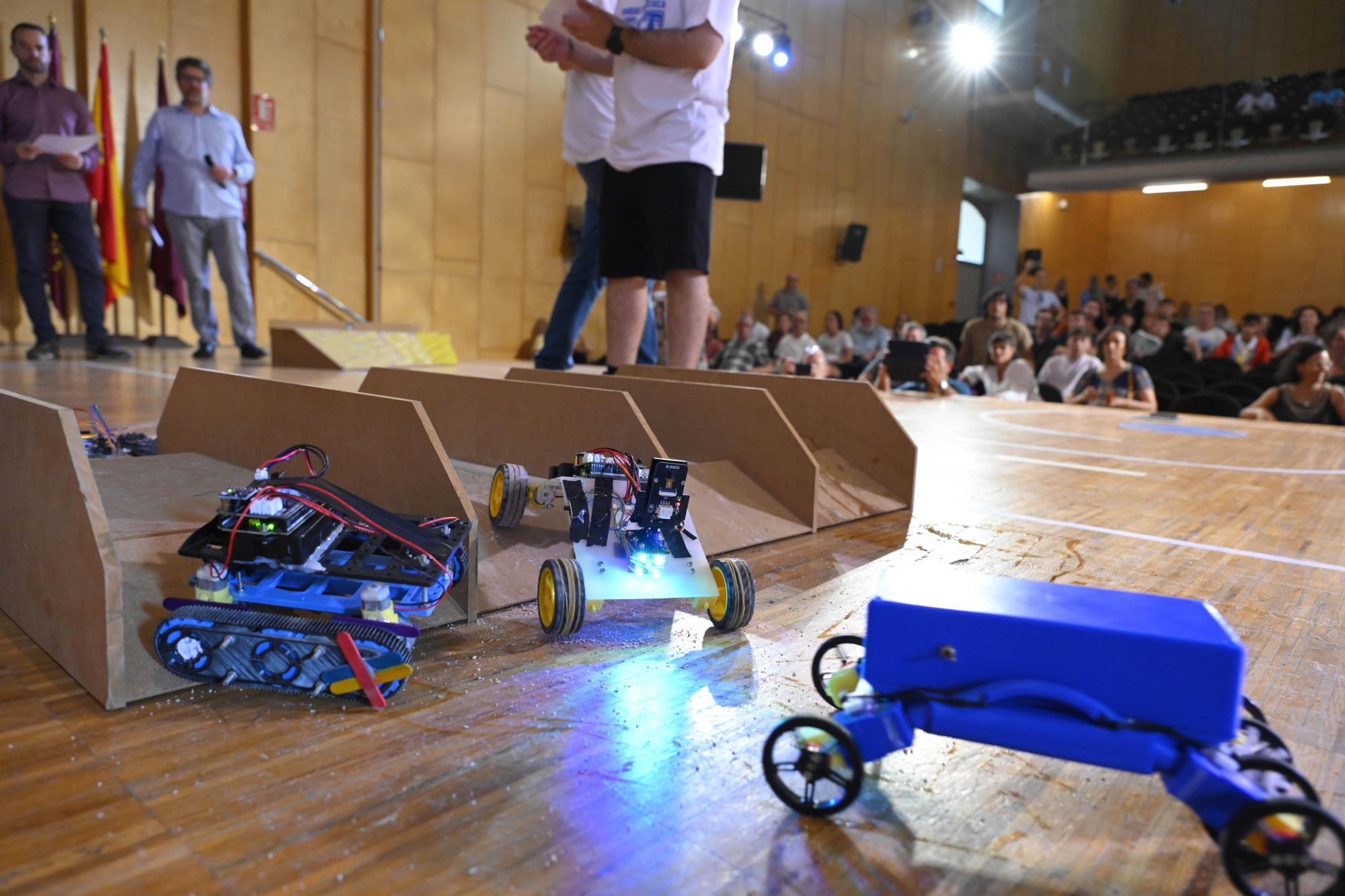 Las imágenes de la Olimpiada de Robots en Cartagena