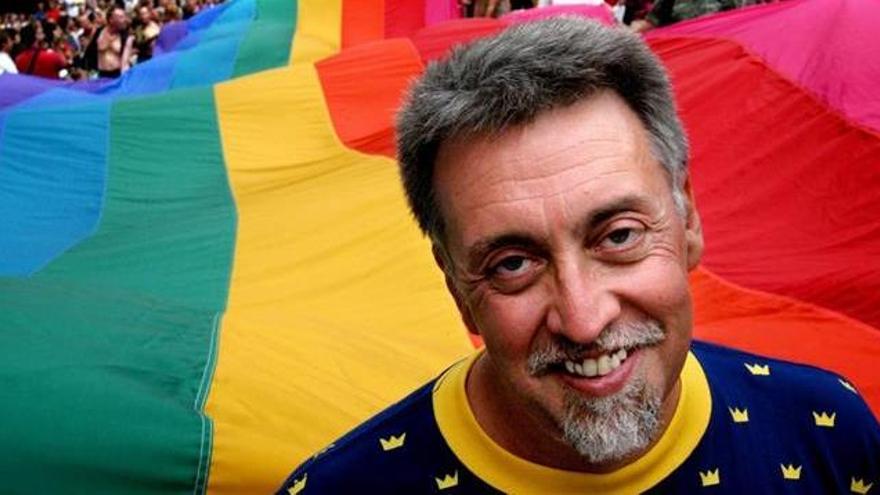 Muere Gilbert Baker, el creador de la bandera arcoíris