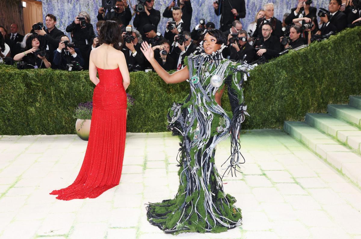 NEW YORK (United States), 05/05/2026.- American singer-songwriter and rapper Janelle Monáe poses on the red carpet for the 2026 Met Gala, the annual benefit for the Metropolitan Museum of Art's Costume Institute, in New York, New York, USA, 04 May 2026. The event coincides with the Met Costume Institute's spring 2026 exhibition ‘Costume Art’ which will be on view from 10 May 2026 through 10 January 2027. (Nueva York) EFE/EPA/SARAH YENESEL