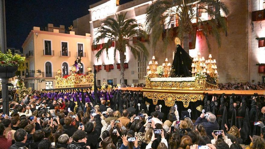 Las mejores imágenes de las procesiones de Miércoles Santo en Elche