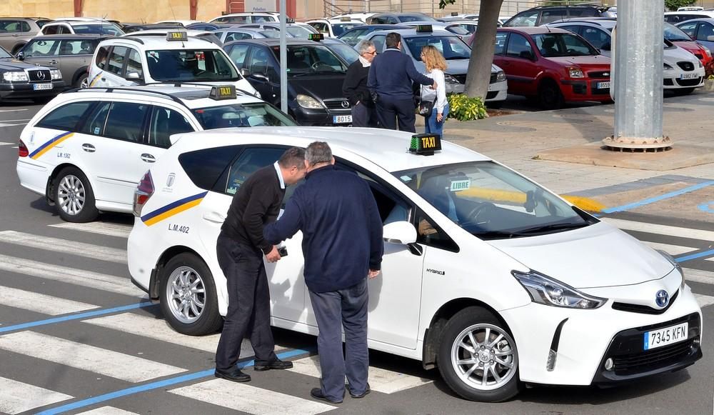 Consulta sobre los dos días libres del taxi en Las Palmas de Gran Canaria