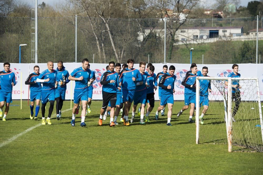 Generelo dirige su primer entrenamiento del Real Oviedo