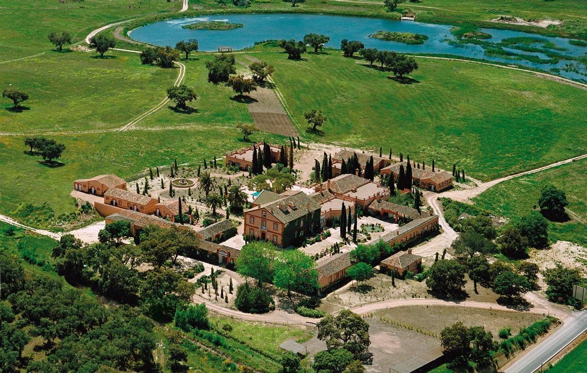 El único hotel 5* Gran Lujo ubicado en el campo