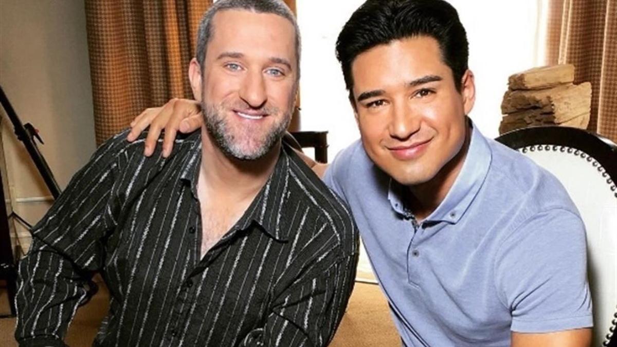 Dustin Diamon y Mario Lopez, excompañeros en 'Salvados por la campana', en la entrevista para Extra TV.