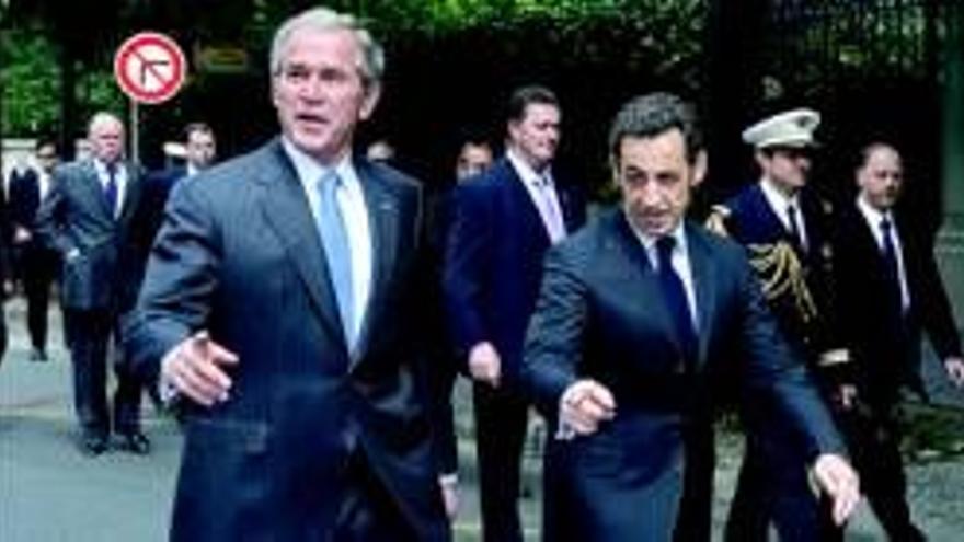 Bush y Sarkozy impedirán que Irán acceda al arma nuclear