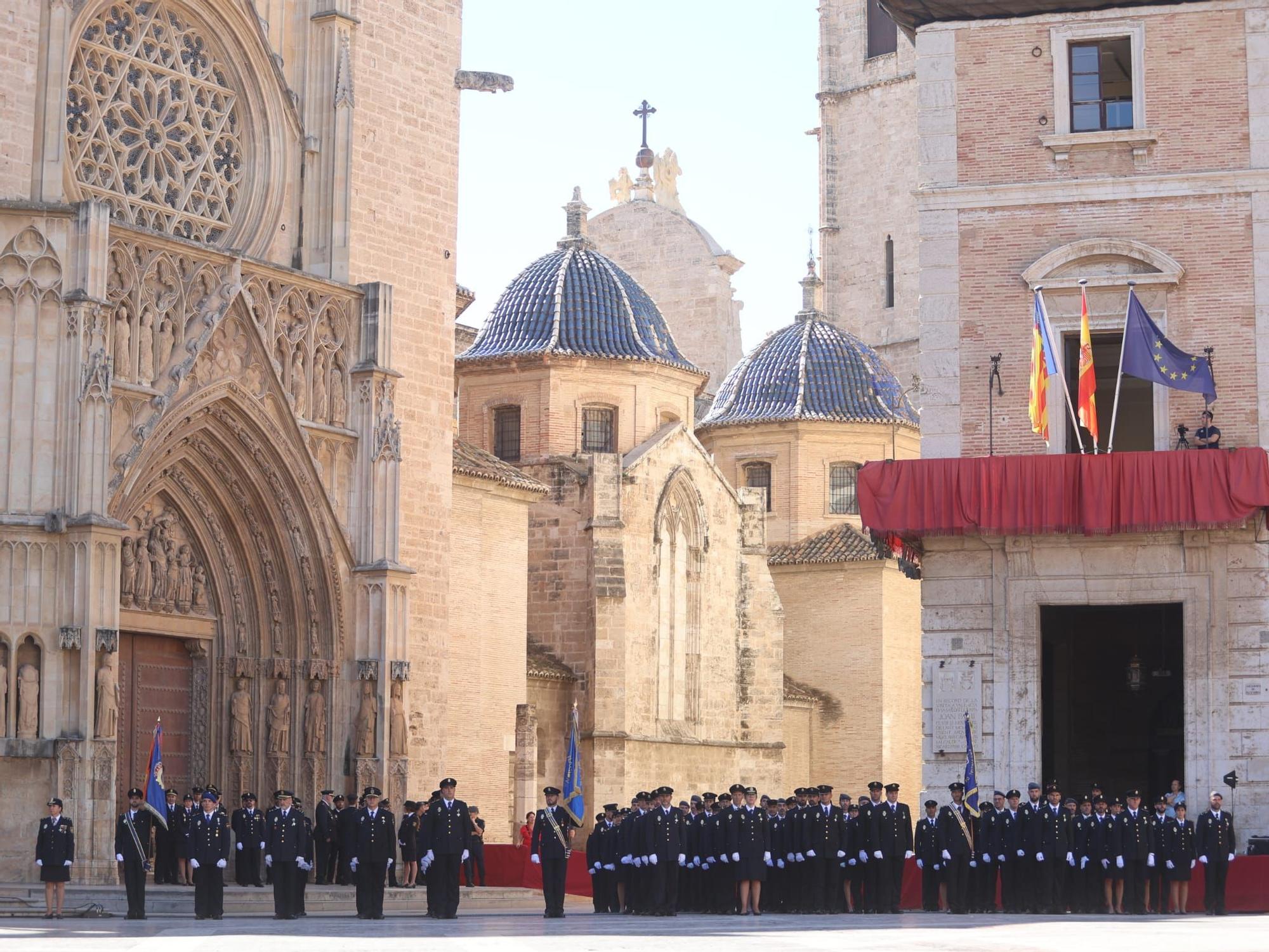 La Policía Nacional de Valencia celebra el Día de los Santos Ángeles Custodios