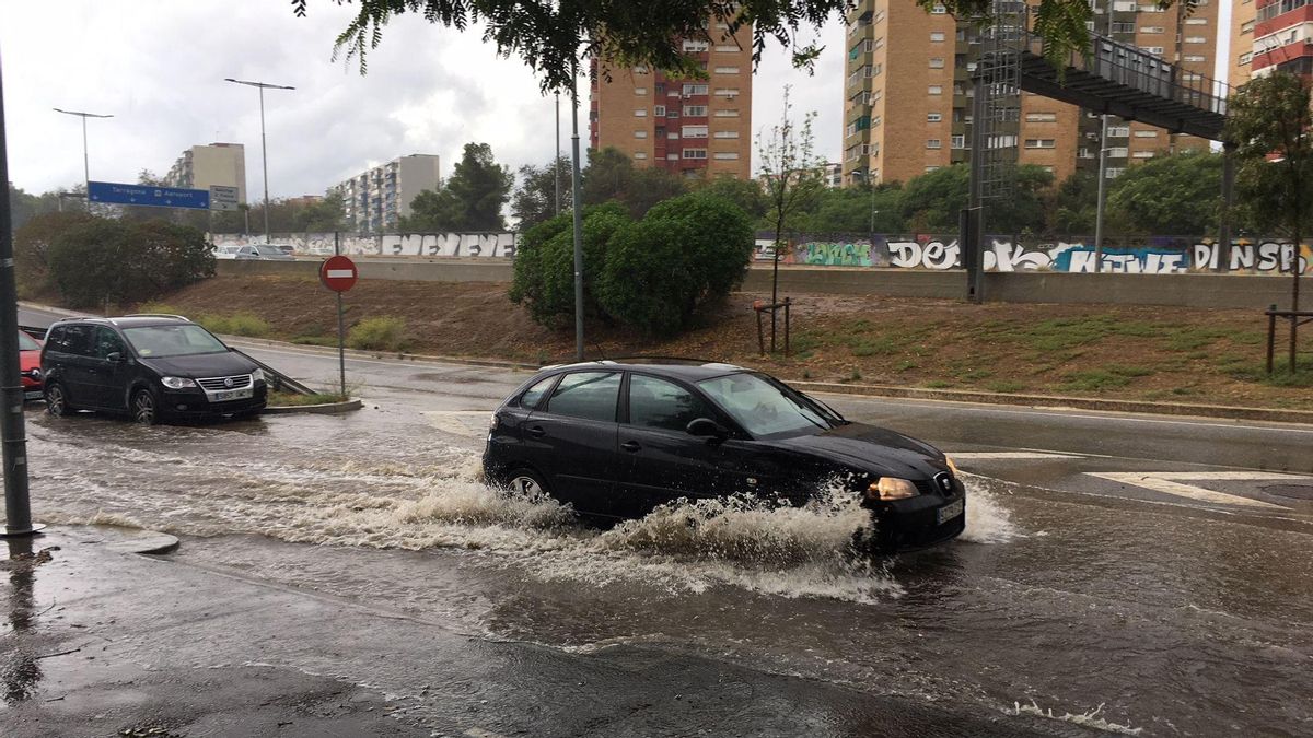 Lluvia torrencial en los accesos a Barcelona