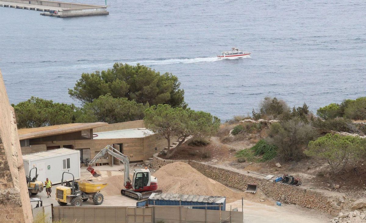 El Ayuntamiento de Ibiza renovará el edificio de baños de es Soto y creará una cafetería con terraza